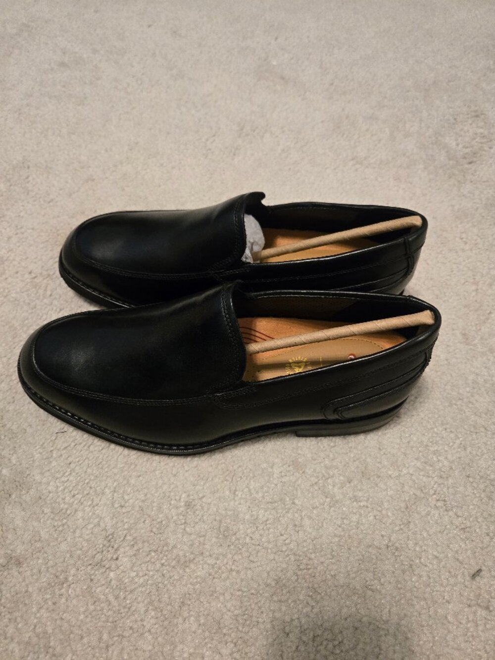 Mens Clarks dress shoes